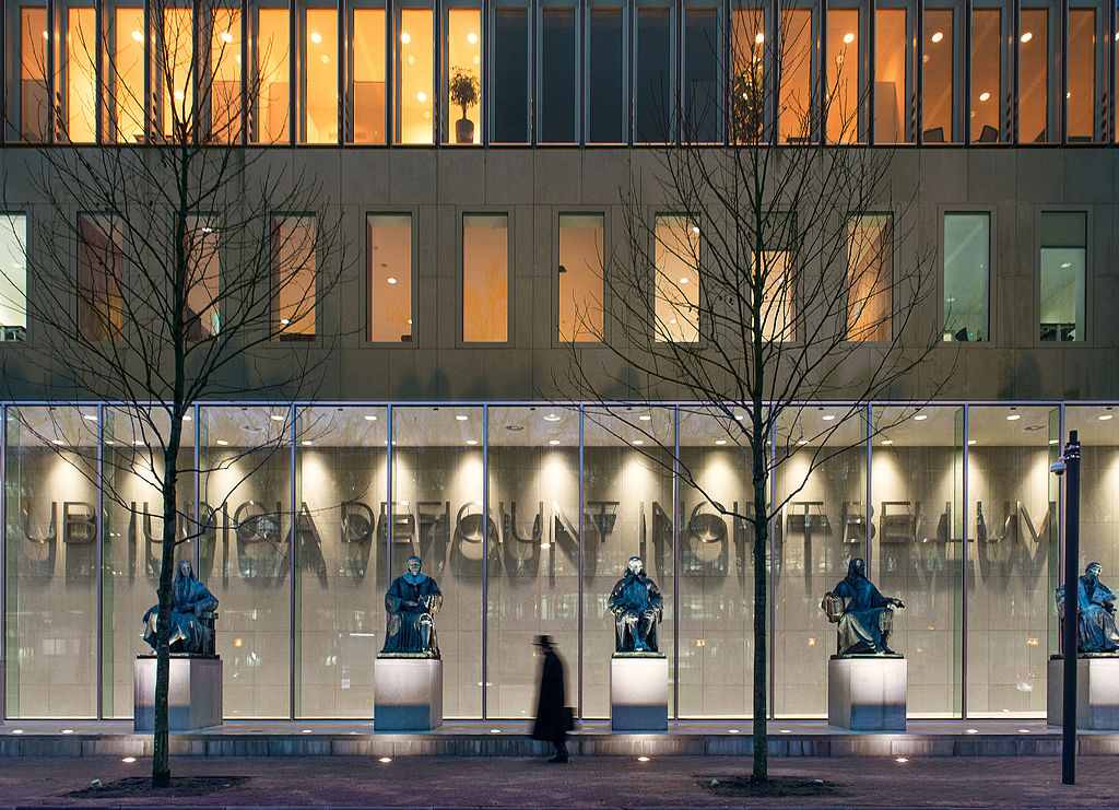 光影交错的瞬间