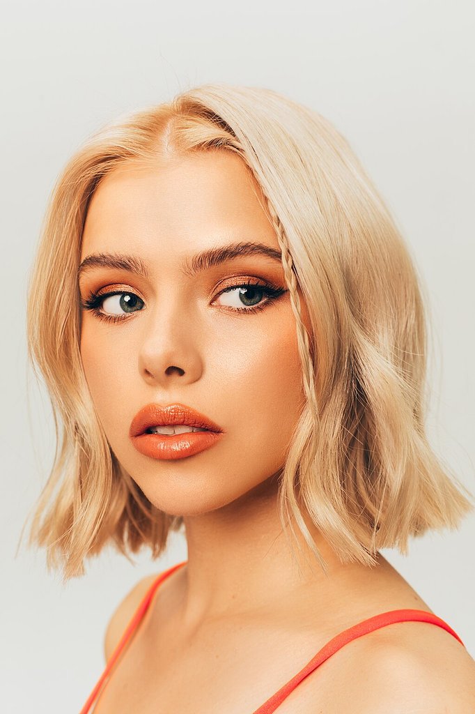 摩登映像系列主图-现代女性肖像