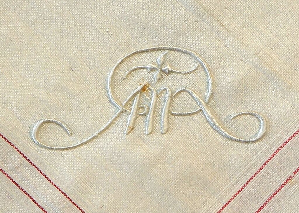 刺绣图案细节展示