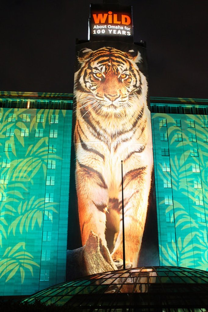 都市游牧系列：金属质感的先锋设计