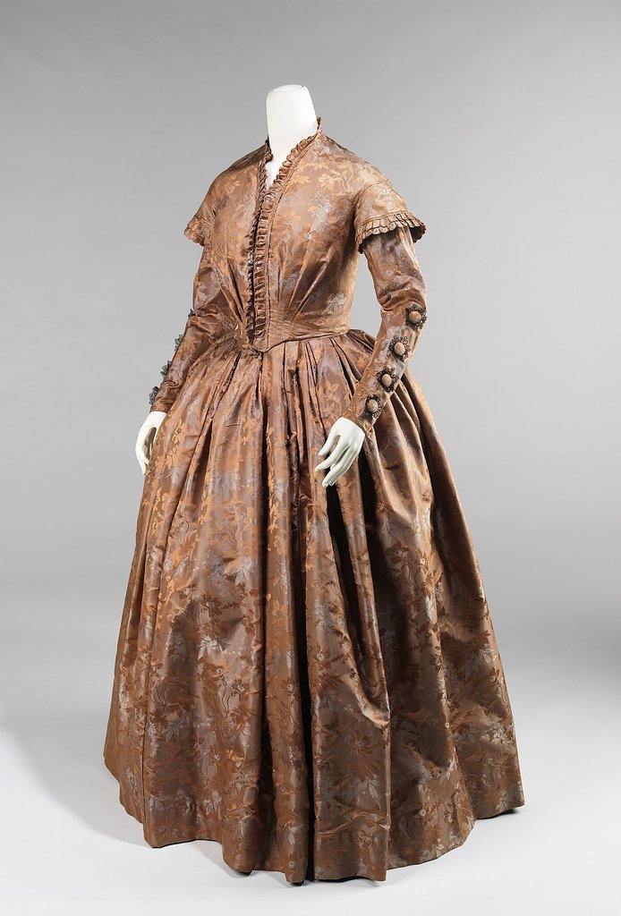 结构感穿搭展示